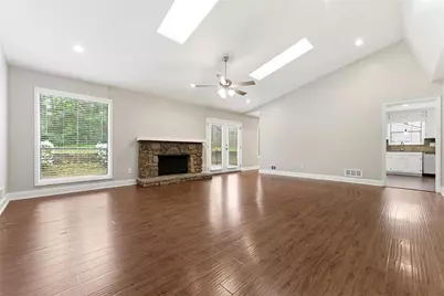2754 Georgian Terrace, Marietta, GA 30068 - Photo 4