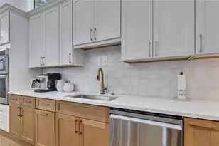 2885 Hill Park Ct, Marietta, GA 30062 - Photo 10