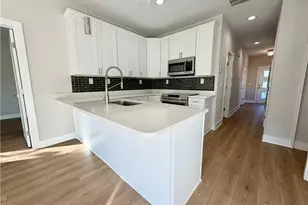 401 Bradford St NW, Gainesville, GA 30501 - Photo 4