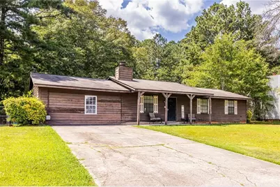 8397 Willows Terrace, Riverdale, GA 30274 - Photo 2