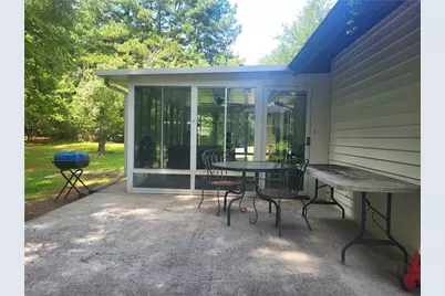 8397 Willows Terrace, Riverdale, GA 30274 - Photo 12