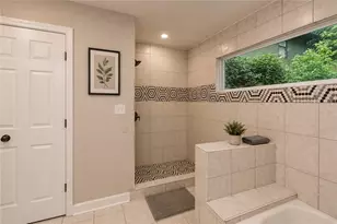 90 Whitaker Cir NW, Atlanta, GA 30314 - Photo 14