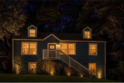 90 Whitaker Circle NW, Atlanta, GA 30314 - Photo 2