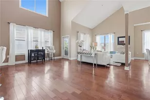 799 Hammond Dr, Atlanta, GA 30328 - Photo 4