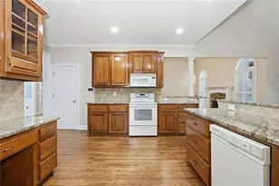 211 Montana Way, Canton, GA 30114 - Photo 10