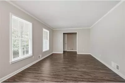 4270 Cove Way NE, Marietta, GA 30067 - Photo 8