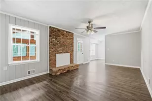 4270 Cove Way NE, Marietta, GA 30067 - Photo 12