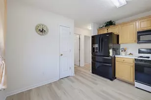 6048 Hillvale Ct, Lithonia, GA 30058 - Photo 18