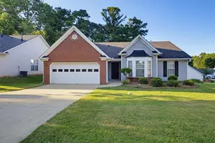 6048 Hillvale Ct, Lithonia, GA 30058 - Photo 1