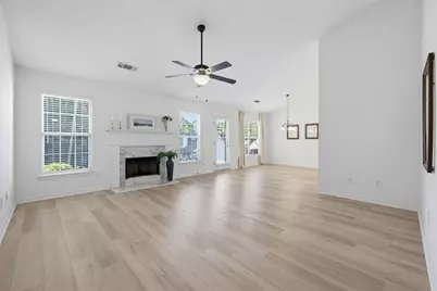 6048 Hillvale Ct, Lithonia, GA 30058 - Photo 10