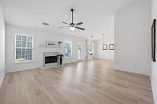 6048 Hillvale Ct, Lithonia, GA 30058 - Photo 10