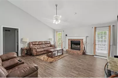 1624 Carriage Hills Drive, Griffin, GA 30224 - Photo 2