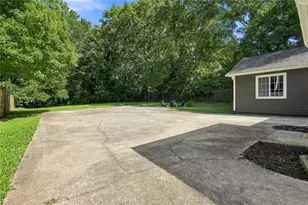 177 Howard St NE, Atlanta, GA 30317 - Photo 18