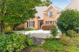 640 Garden Wilde Pl, Roswell, GA 30075 - Photo 2