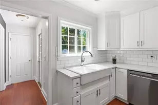 2305 Sanford Rd, Decatur, GA 30033 - Photo 16