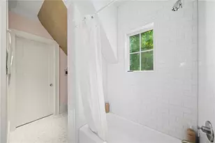 1610 W Sussex Rd NE, Atlanta, GA 30306 - Photo 40
