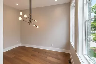 3521 Kingsboro Rd, Atlanta, GA 30326 - Photo 16