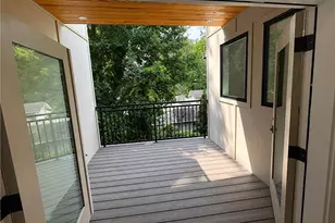 3521 Kingsboro Rd, Atlanta, GA 30326 - Photo 6
