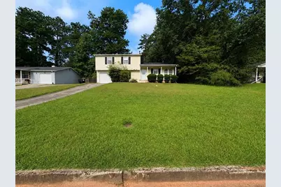 7571 Kevin Place, Jonesboro, GA 30236 - Photo 2