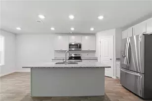 522 Mountain Creek Dr, Maysville, GA 30558 - Photo 2