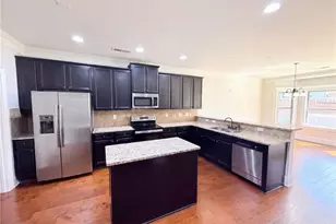 115 Birchwood Ct, Loganville, GA 30052 - Photo 2