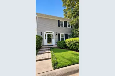 849 Heritage Square, Decatur, GA 30033 - Photo 1
