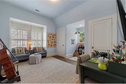 1055 Bellevue Drive NE, Atlanta, GA 30306 - Photo 32