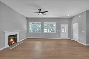645 Mountainview Dr, Covington, GA 30016 - Photo 16