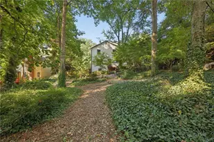 1104 Staples Dr SW, Lilburn, GA 30047 - Photo 40