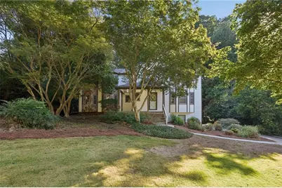 1104 Staples Drive SW, Lilburn, GA 30047 - Photo 2