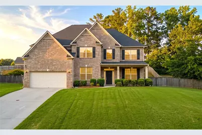 136 Delwood Drive, McDonough, GA 30252 - Photo 2