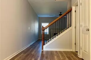 119 Highland Pointe Cir E, Dawsonville, GA 30534 - Photo 2