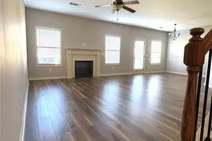 119 Highland Pointe Cir E, Dawsonville, GA 30534 - Photo 4