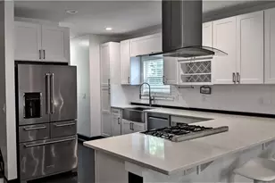 657 S Grand Ave NW, Atlanta, GA 30318 - Photo 8