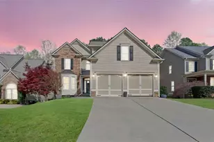 762 Bent Leaf Dr, Dallas, GA 30132 - Photo 2
