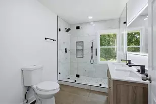 2101 East Dr, Decatur, GA 30032 - Photo 12