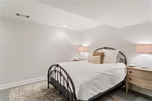 896 Glenbrook Dr NW, Atlanta, GA 30318 - Photo 36