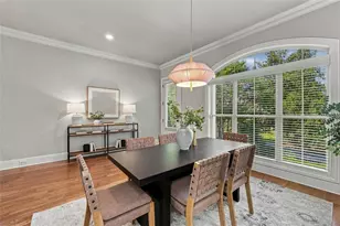 1736 Breyerton Dr NE, Atlanta, GA 30329 - Photo 4