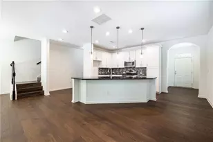 1624 Lenox Overlook Road NE, Atlanta, GA 30329 - Photo 6