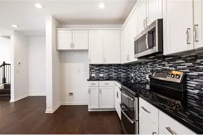 1624 Lenox Overlook Road NE, Atlanta, GA 30329 - Photo 14