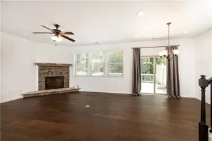 1624 Lenox Overlook Road NE, Atlanta, GA 30329 - Photo 10