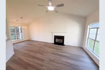 1088 Meadow Glen Circle, Fairburn, GA 30213 - Photo 8