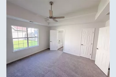 1088 Meadow Glen Circle, Fairburn, GA 30213 - Photo 4