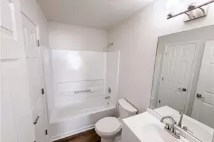 1088 Meadow Glen Cir, Fairburn, GA 30213 - Photo 12