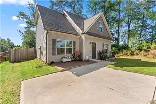 2310 Belaire Dr, Cumming, GA 30041 - Photo 4