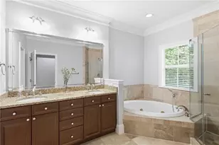 1147 Glenridge Pl NE, Atlanta, GA 30342 - Photo 16