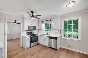 2845 Wood Forest, Marietta, GA 30066 - Photo 8