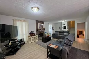 692 Talemwood Ct, Lawrenceville, GA 30044 - Photo 4