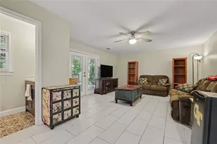 996 Miles Ct, Powder Springs, GA 30127 - Photo 4