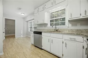 2384 3 Bars Dr, Snellville, GA 30078 - Photo 8